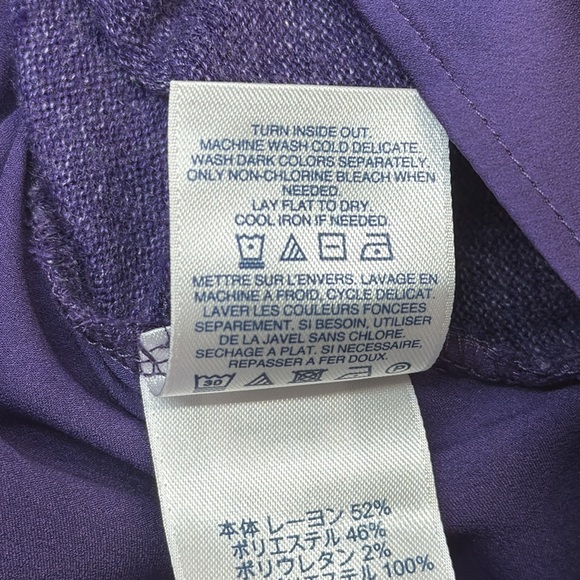 Lands’ End Long Sleeve Top. Medium - Picture 8 of 8